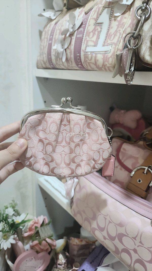coquette finds on doorzo