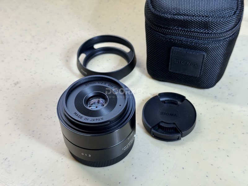 Sigma 30mm f2.8